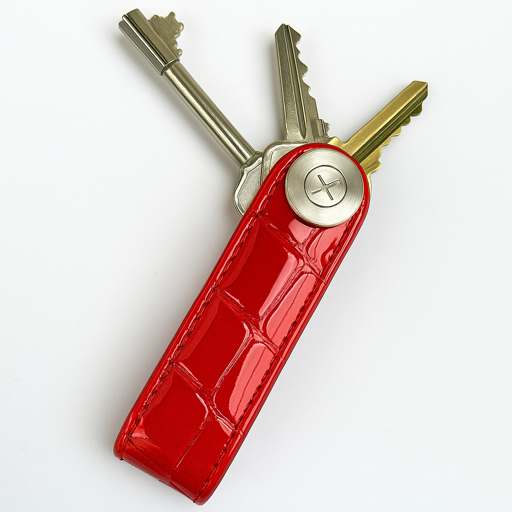 Monvoy Signature Spring/Summer Looped Keychain