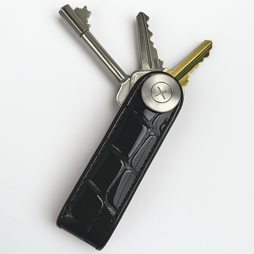 Monvoy Signature Spring/Summer Looped Keychain